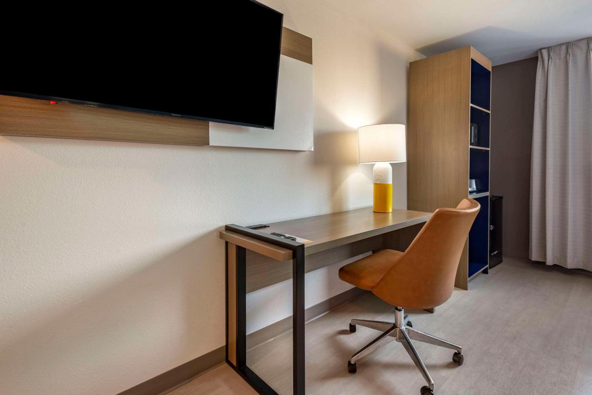 Comfort Inn Philadelphia International Airport West Chester Exterior foto